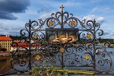 受多人MOD H2M拉动《使命召唤：现代战争复刻版》登上Steam热销榜